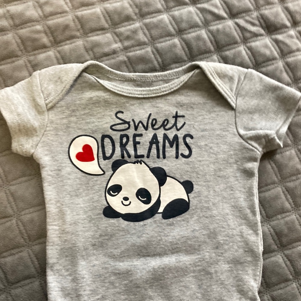 Sweet dreams onesie size 0-3 months